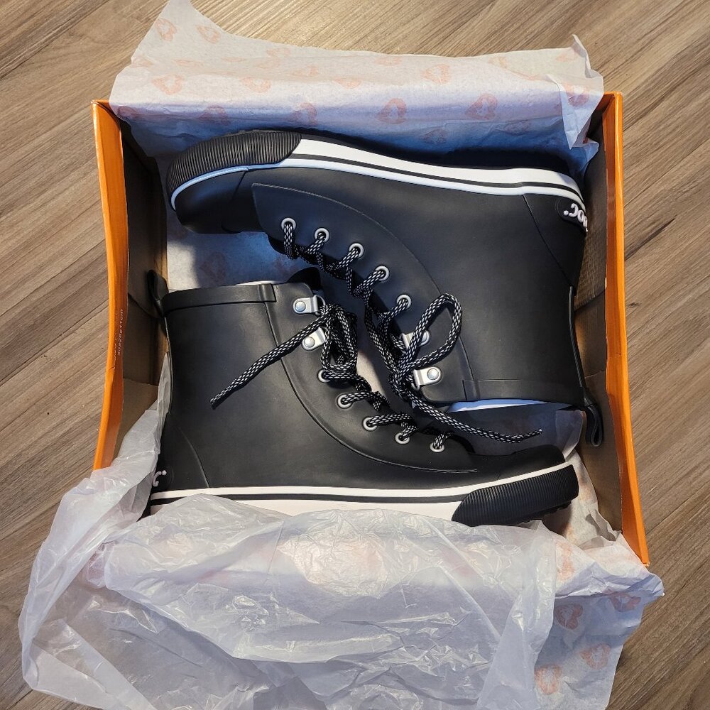 Rocket Dog Black Slick Rubber Boots *NEVER WORN* NWOT